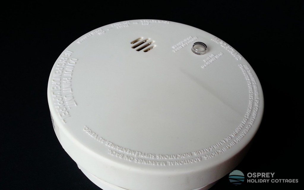 Maintain health & safety standards in your holiday let - check the smoke alarm